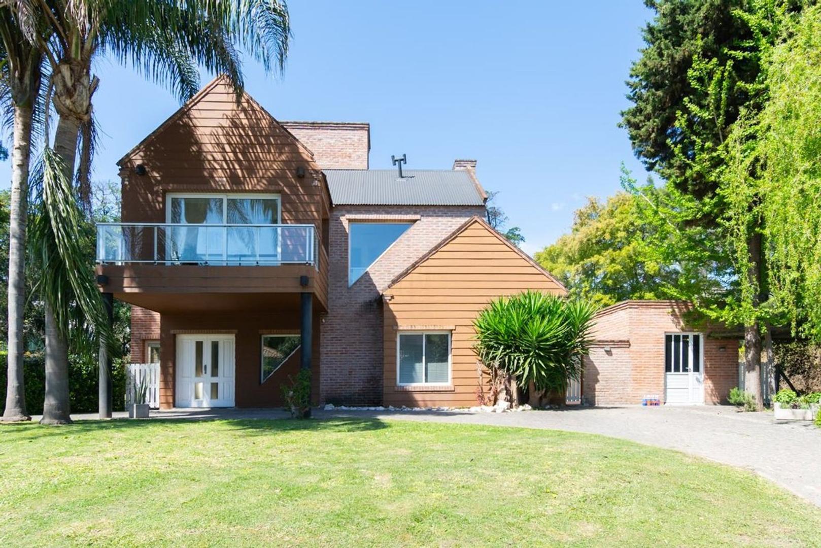 Venta casa El Casco de Leloir FINANCIA