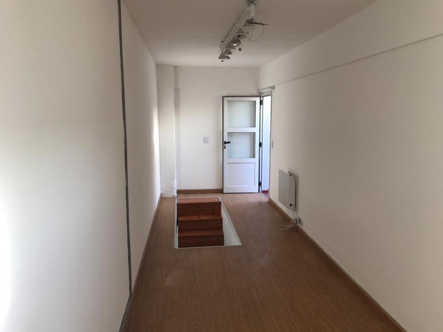 A.brown 3109 , Piso 8