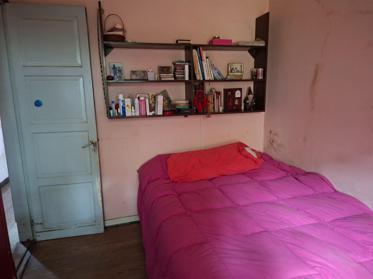 VENTA CASA CON FONDO FLORESTA HISTÓRICO