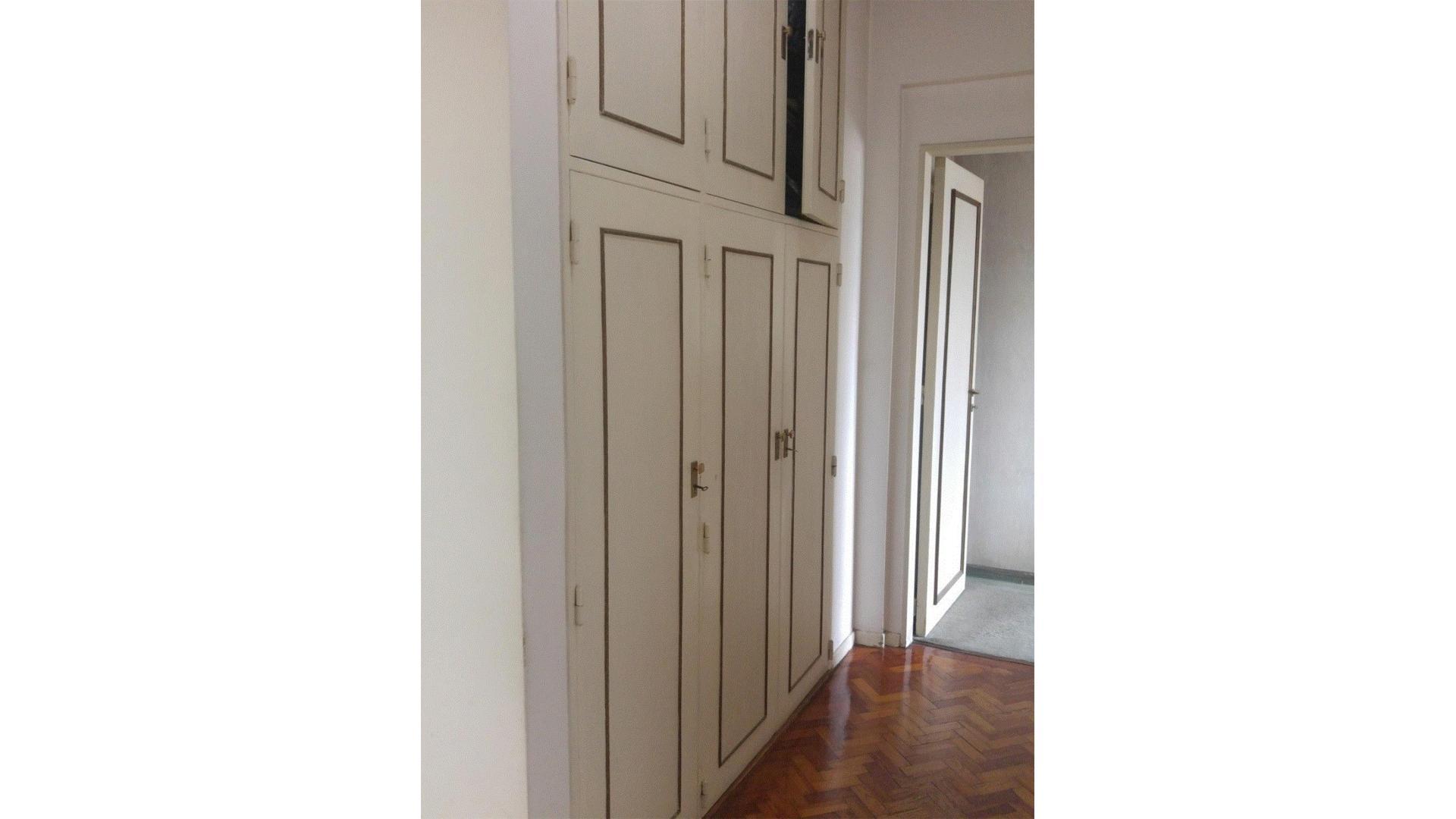 AVELLANEDA CENTRO 4 AMBIENTES CON DEPCIAS