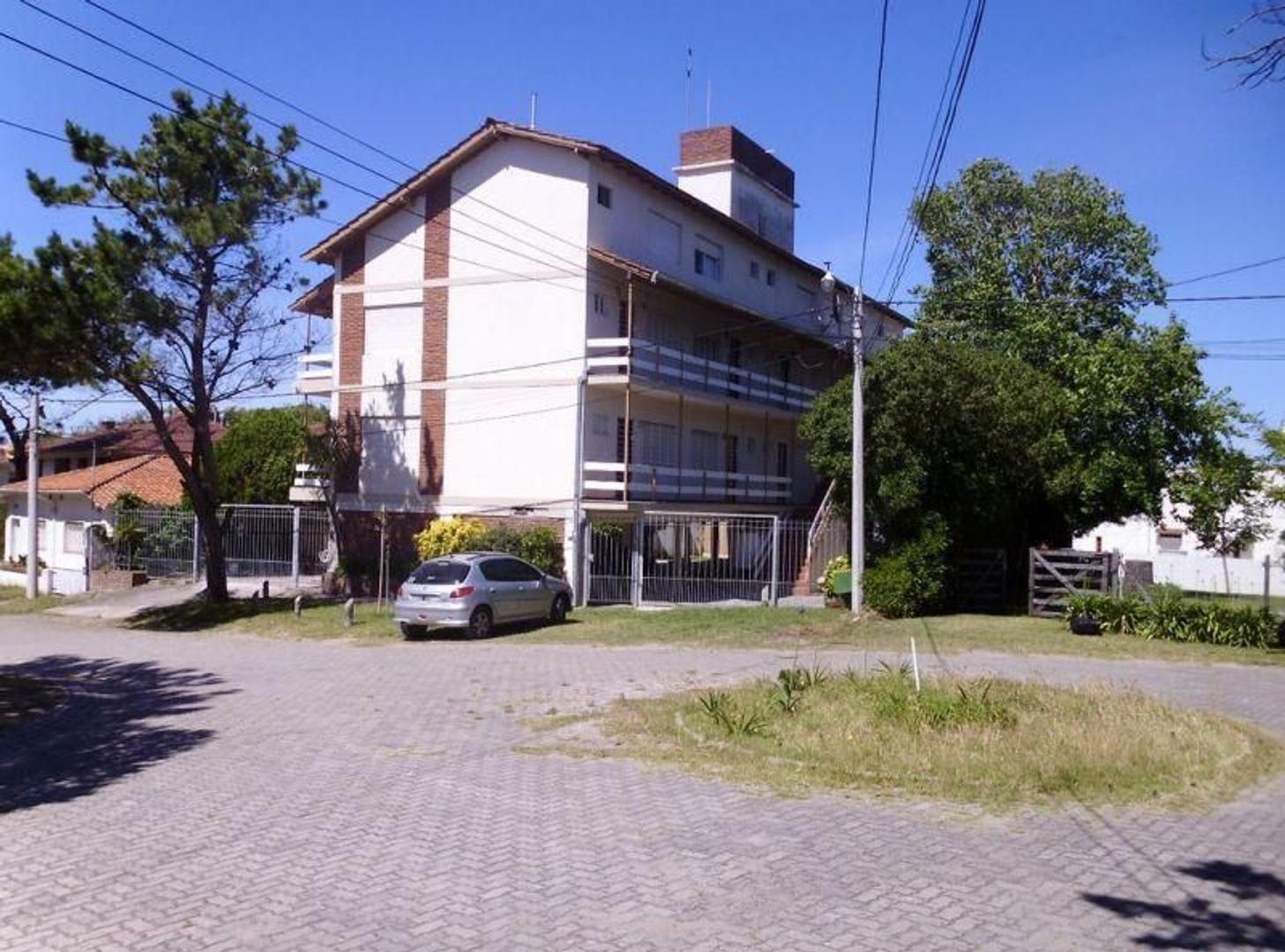 2 Amb con cochera doble Villa Gesell