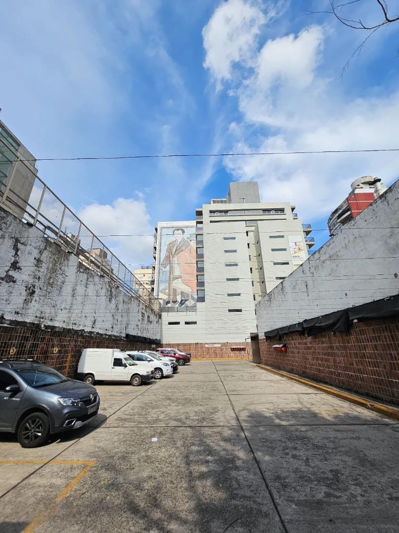 IMPORTANTE TERRENO CON FRENTE SOBRE CALLES MENDOZA Y MAIPU