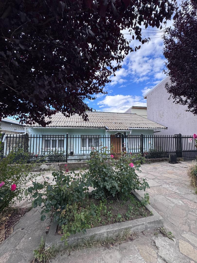 Casa en calle Elflein apta Comercio y finanzas