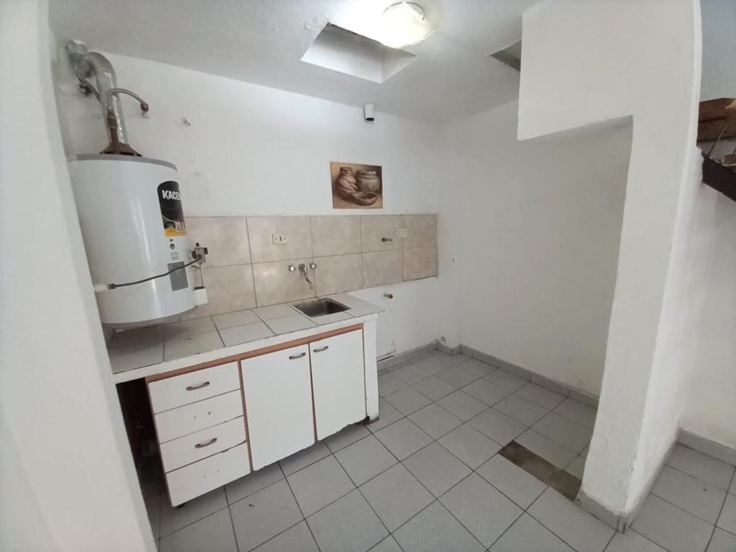 Departamento en Venta en Villa Luzuriaga, USD 43.000