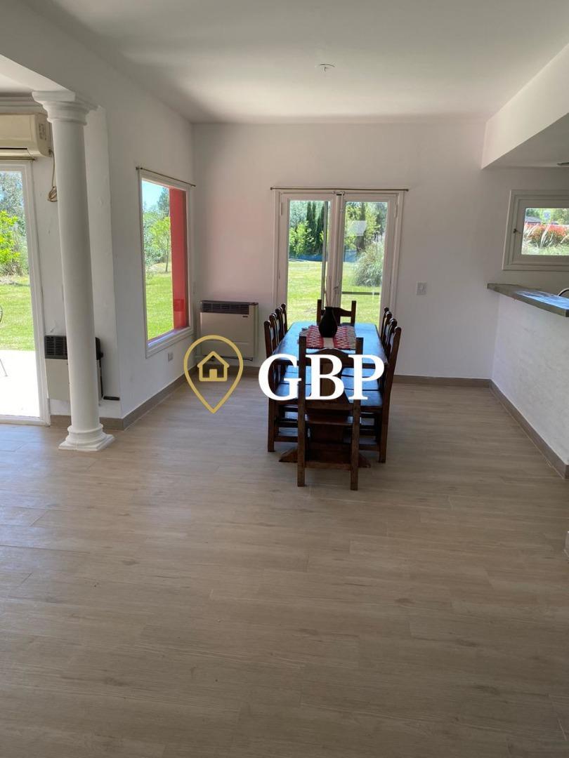 Casa en Alquiler en Fincas de San Vicente, USD 1.400