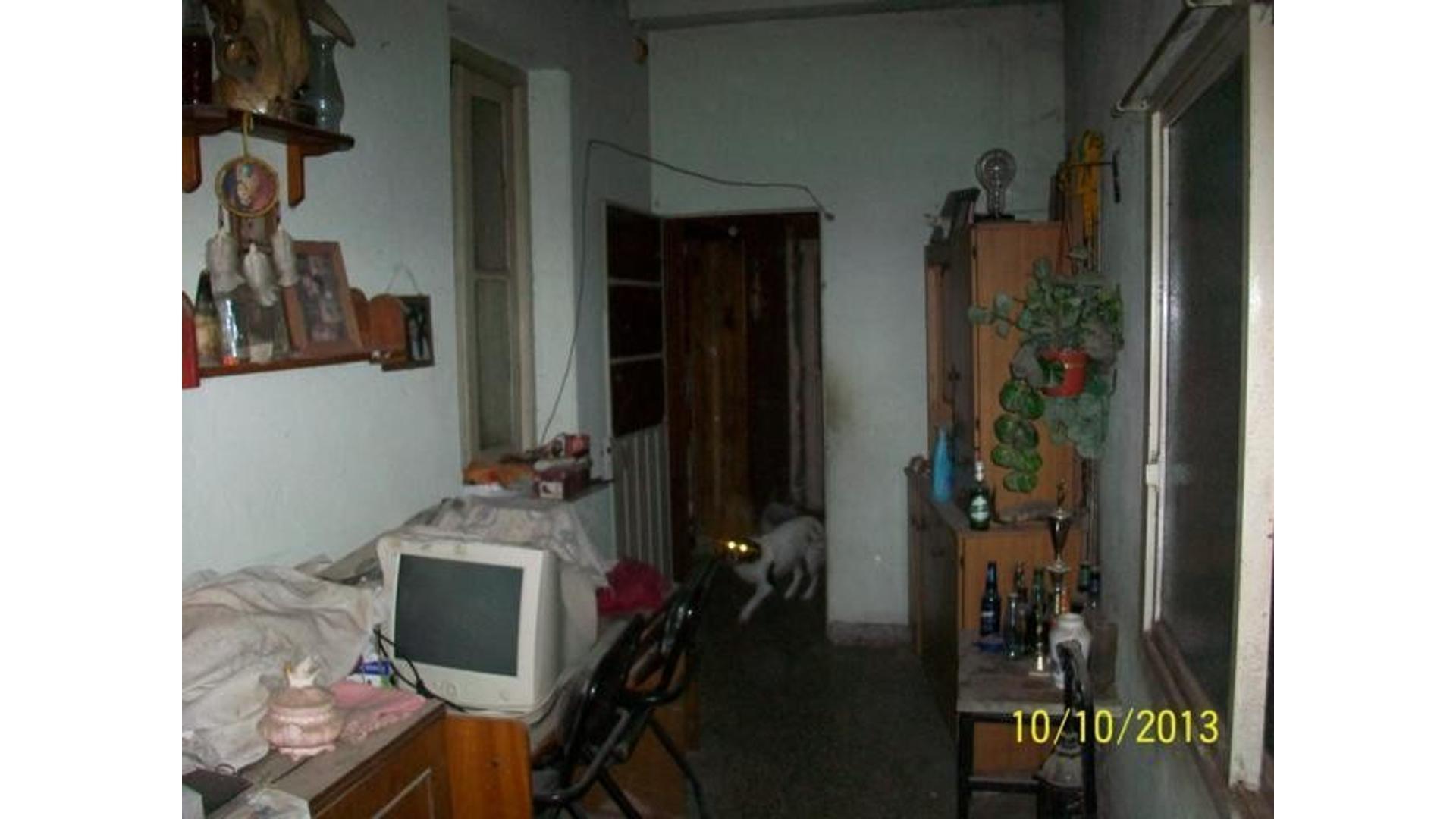 Casa 4 ambientes con 1 baño