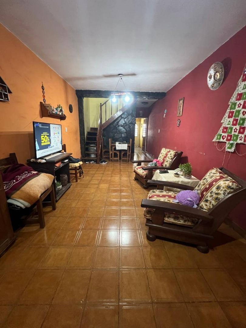 Depto Tipo Casa en Venta de 3 ambientes