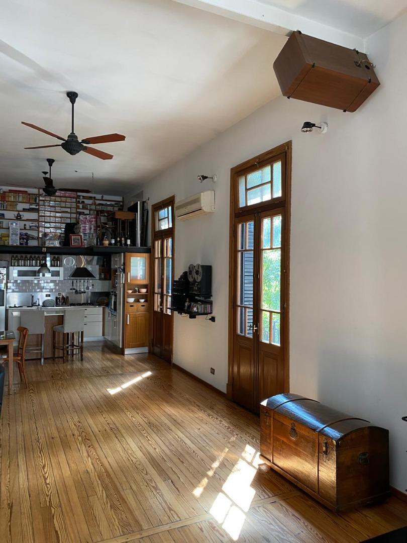 Depto Tipo Casa 3 ambientes con 2 baños