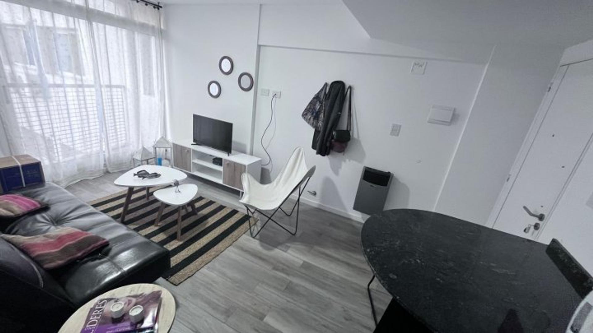 Montevideo 324 , Piso 3