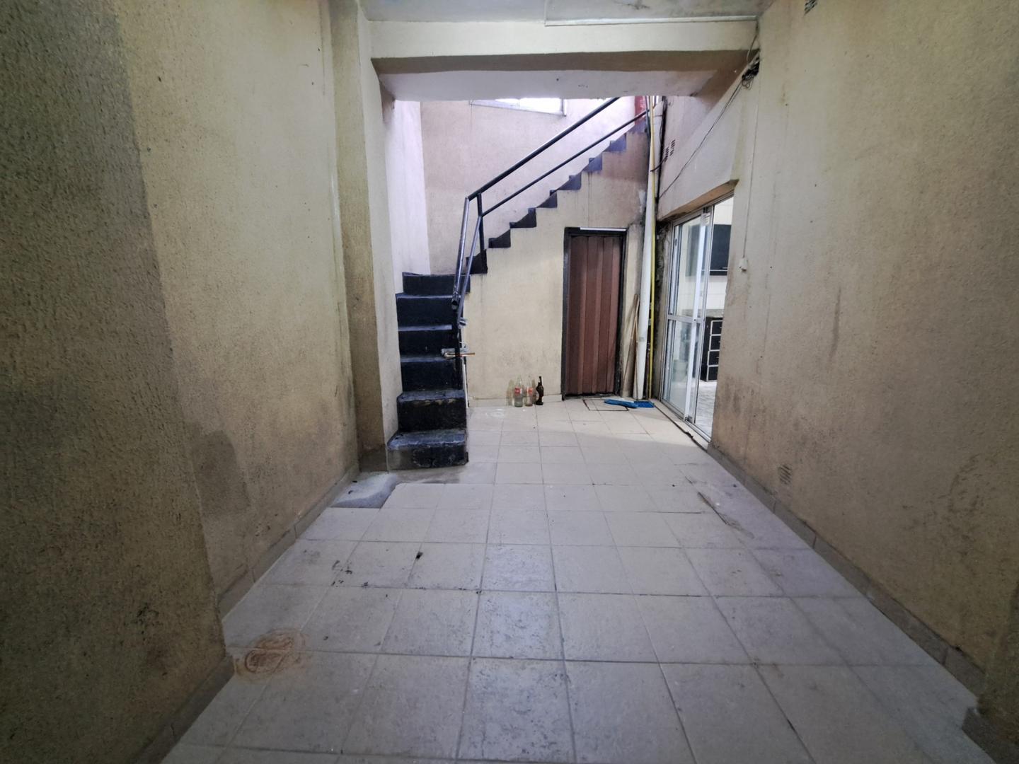 Depto Tipo Casa 4 ambientes con 2 baños