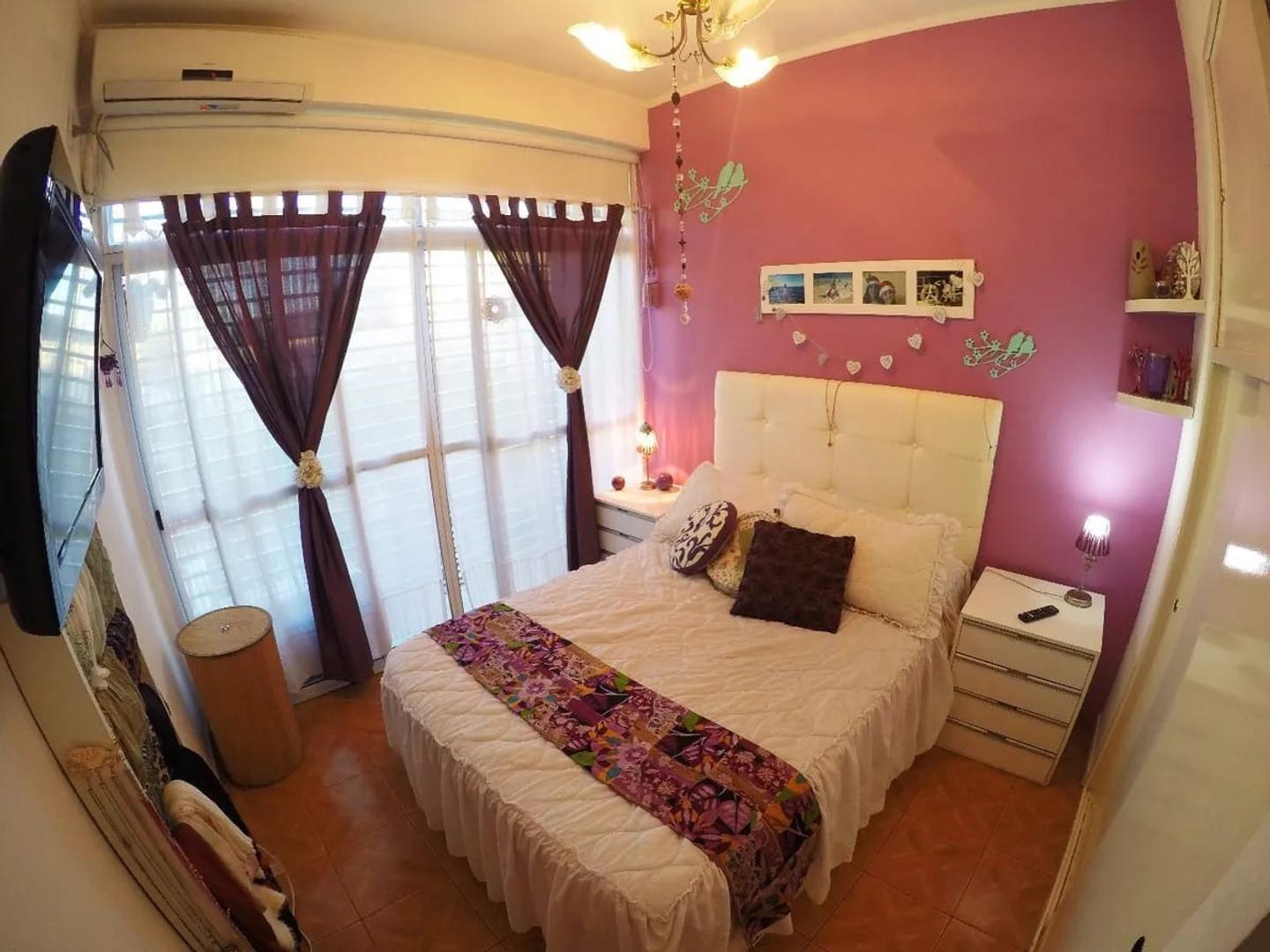 Arenales 300 , Piso 1