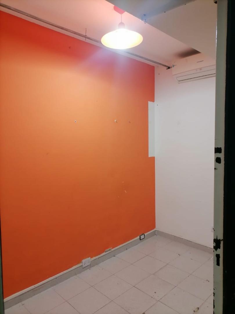 Local en la galeria Acoyte