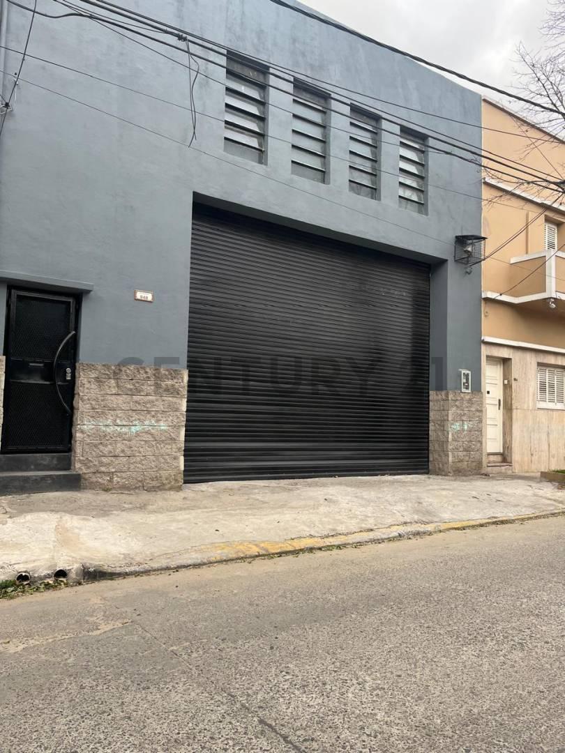 rivadavia 900, Piso 0