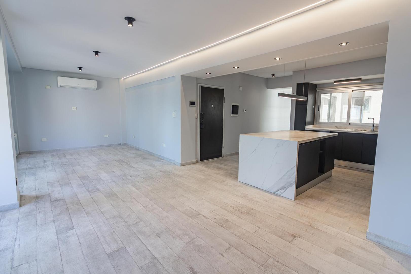 Departamento en Venta con 2 cocheras