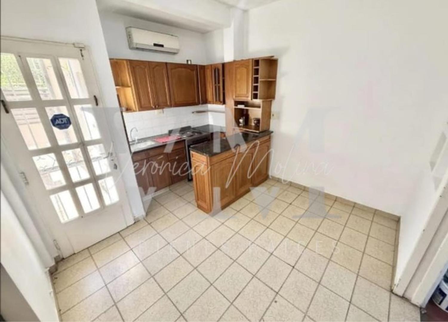 Depto Tipo Casa 5 ambientes con 2 baños