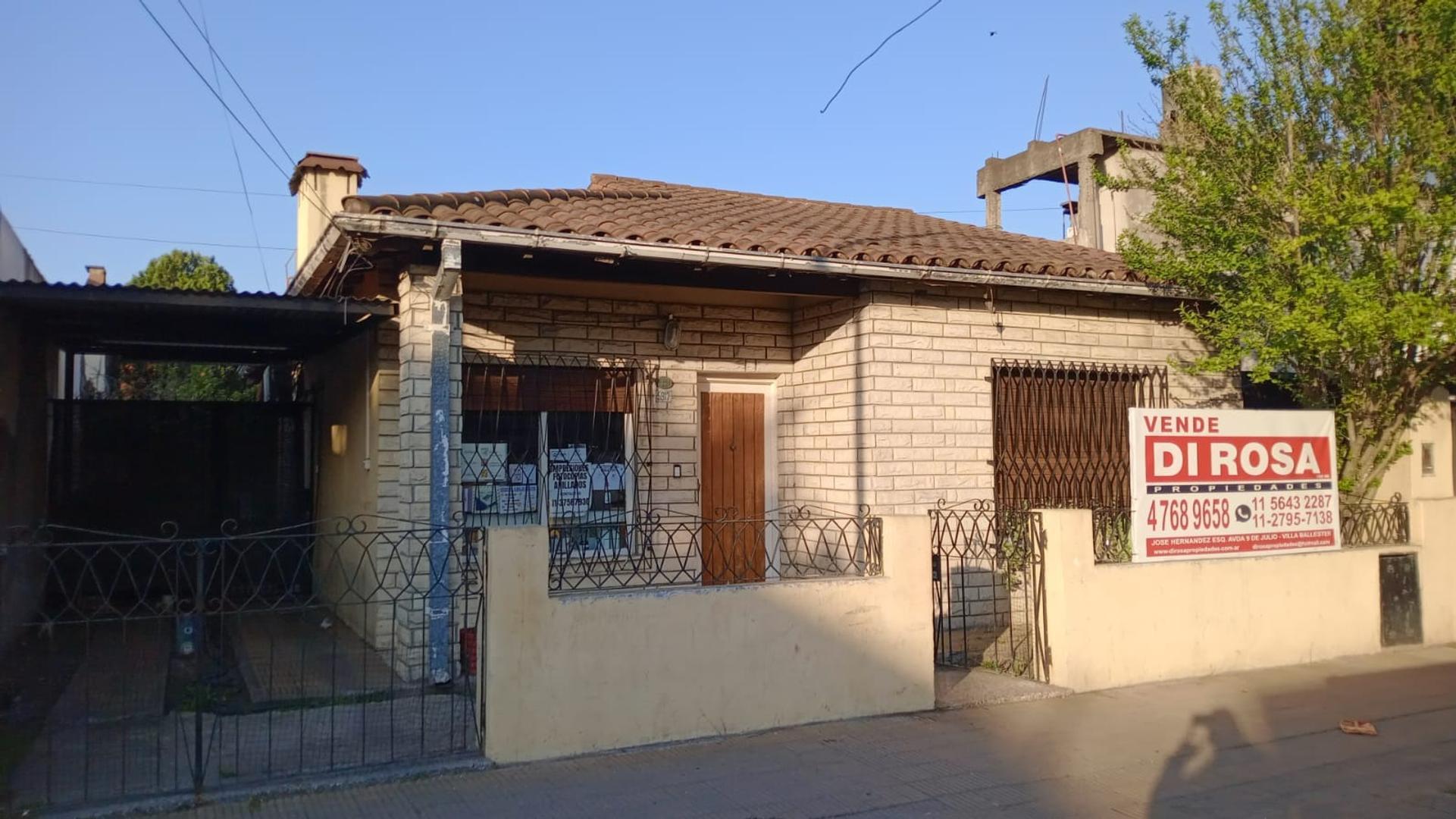 CASA 3 AMB CON FONDO LIBRE Y COCHERA - VILLA BALLESTER