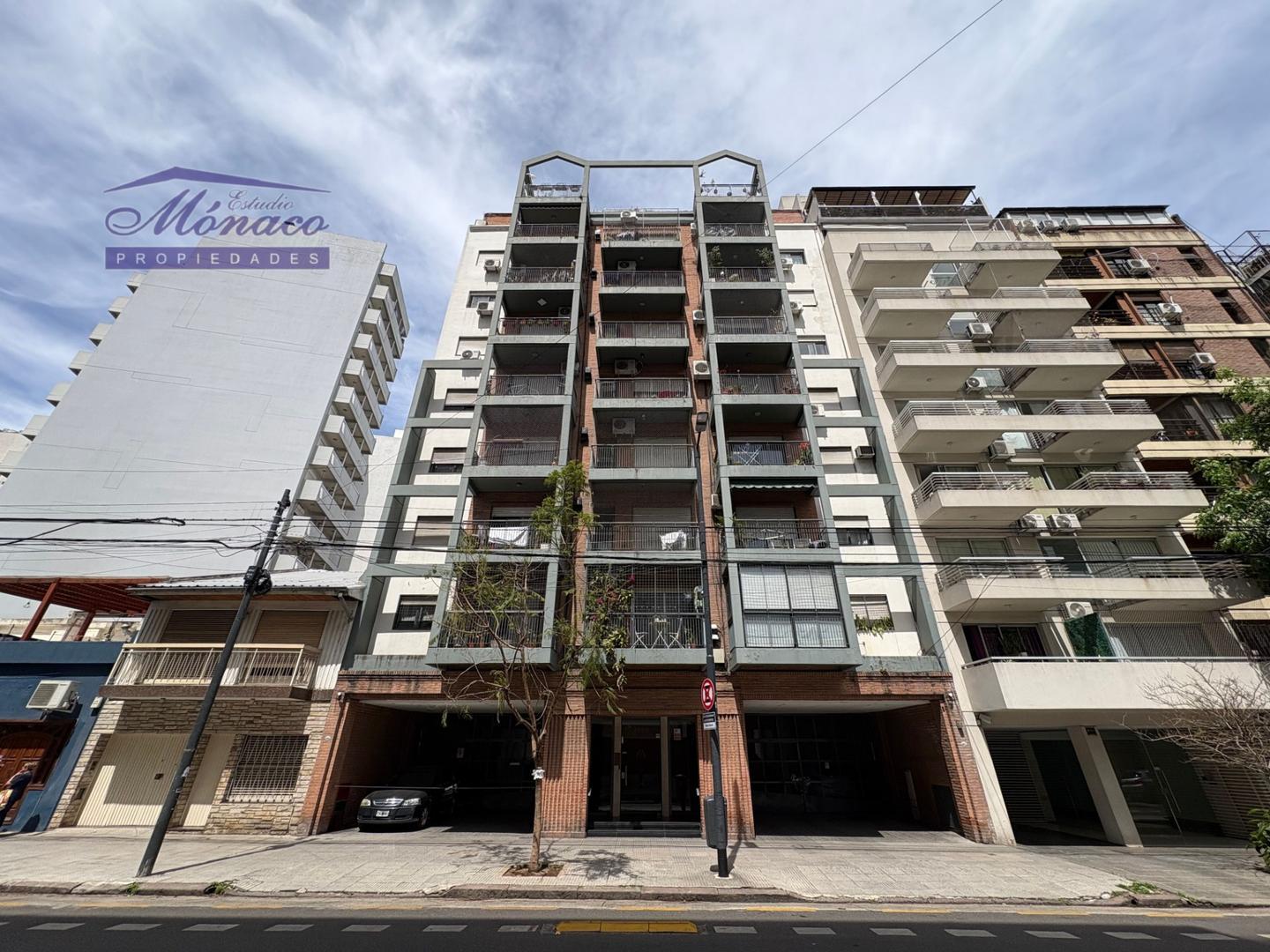 Blanco Encalada 4600, Piso 3