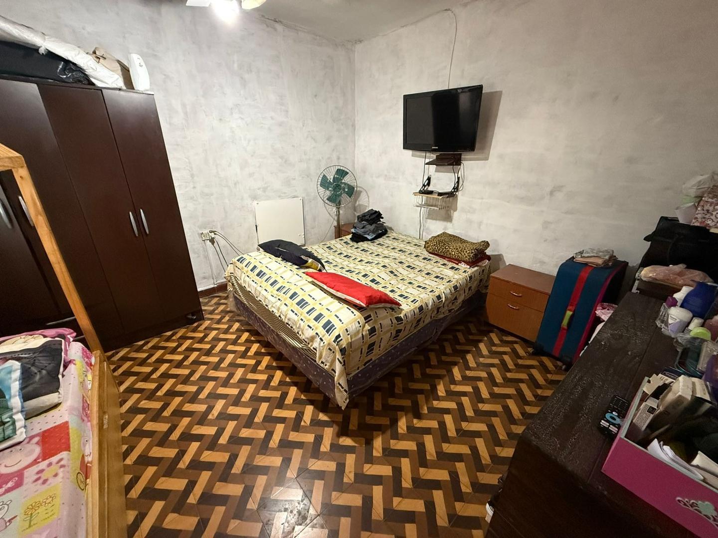 Casa 3 ambientes con 1 baño