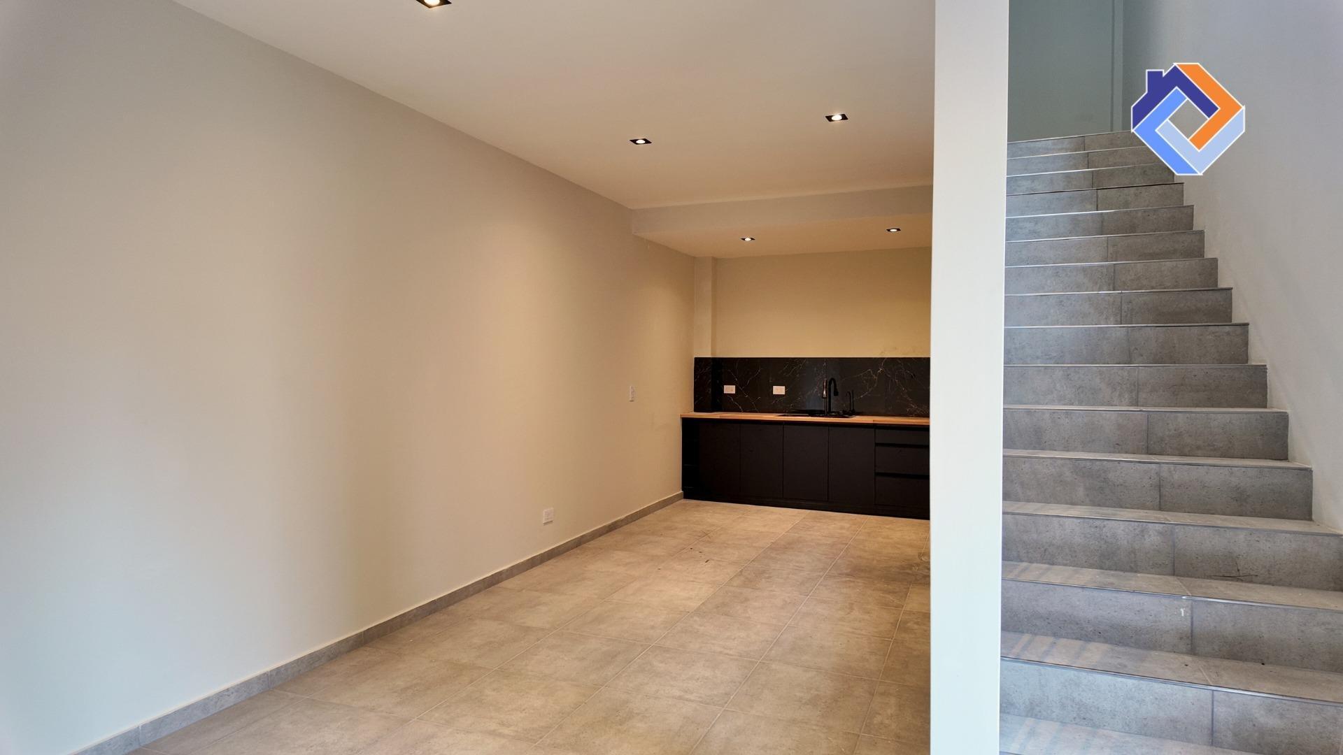 Duplex a estrenar con balcon