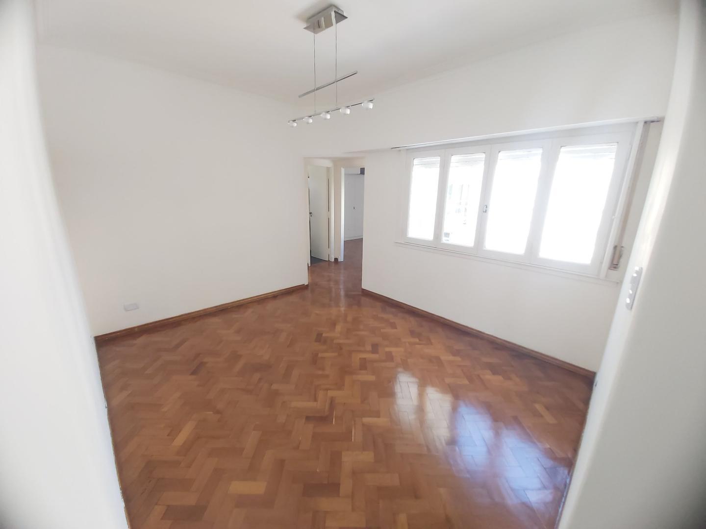 Departamento 3 Ambientes – Excelente Estado – Muy Luminoso