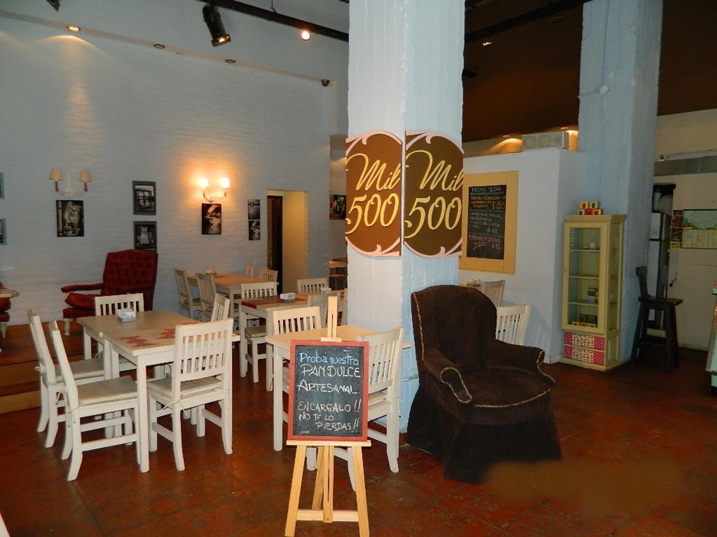 LOCAL EN VENTA CON SUBSUELO Y DOS PISOS DE VIVIENDAS