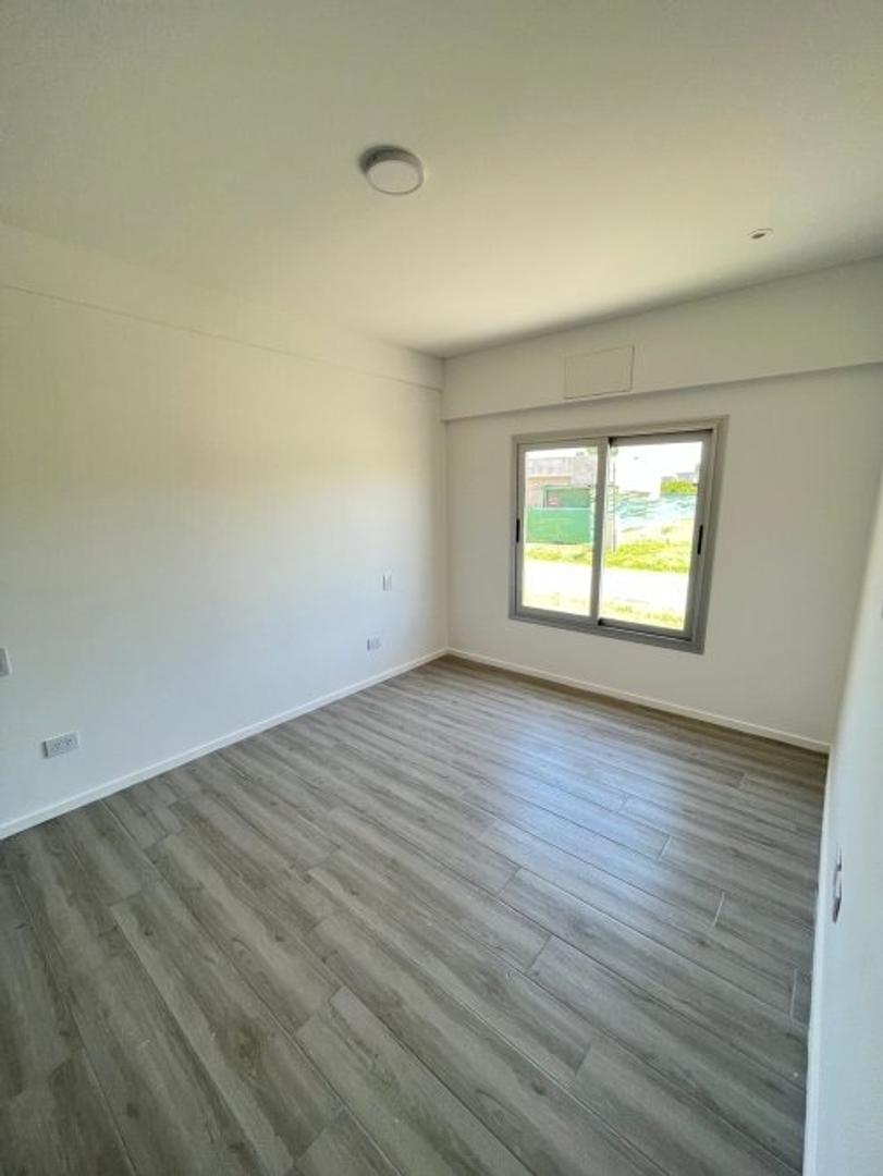 Casa 4 ambientes con 4 baños