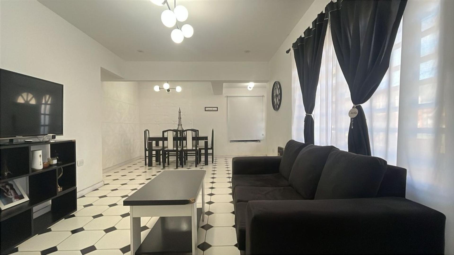 Venta casa 2 amb c/parque URGENTE Lomas de Zamora