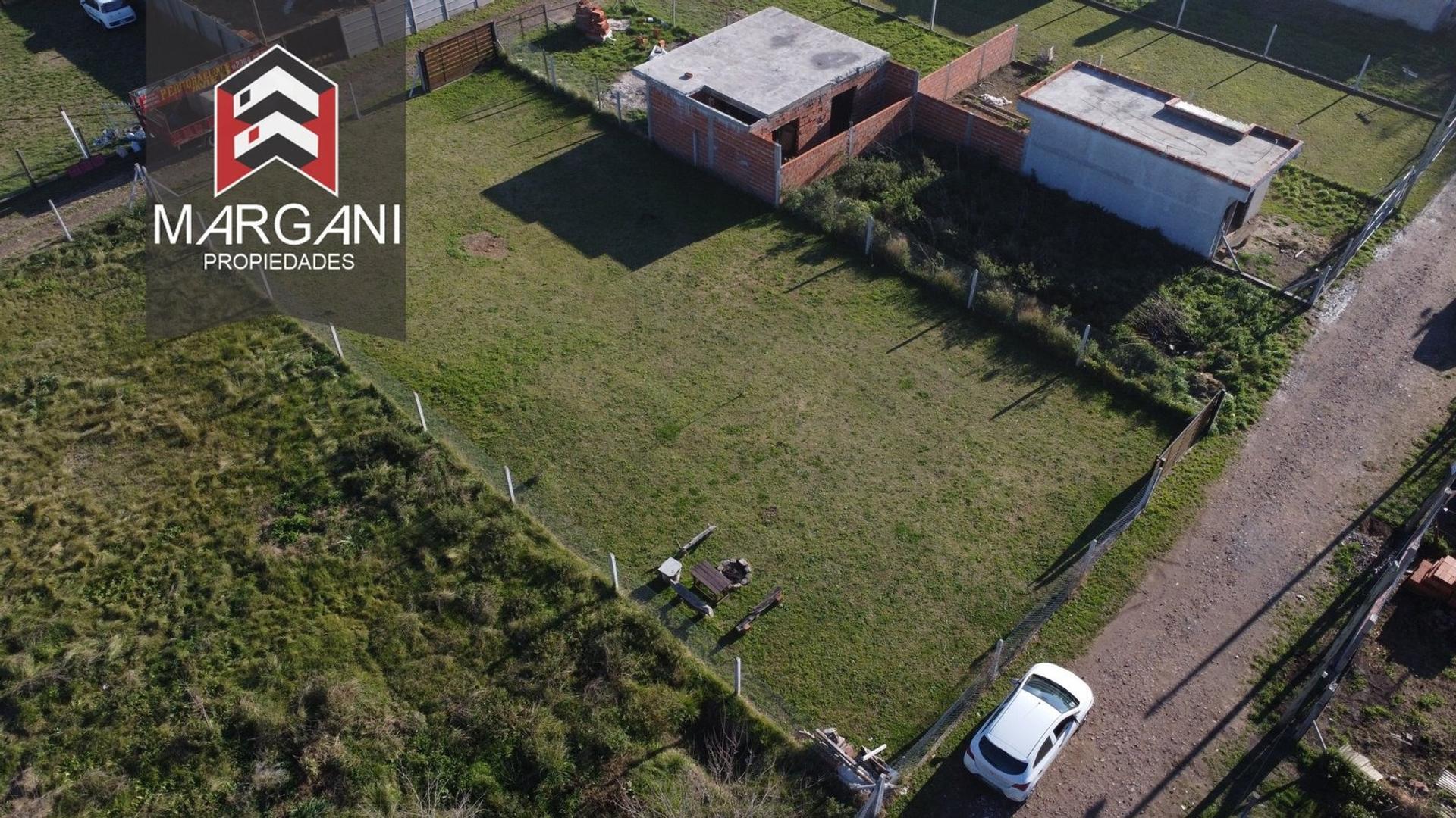 En venta 2 lotes - TOTAL 337m2 - Zona Urbanizada