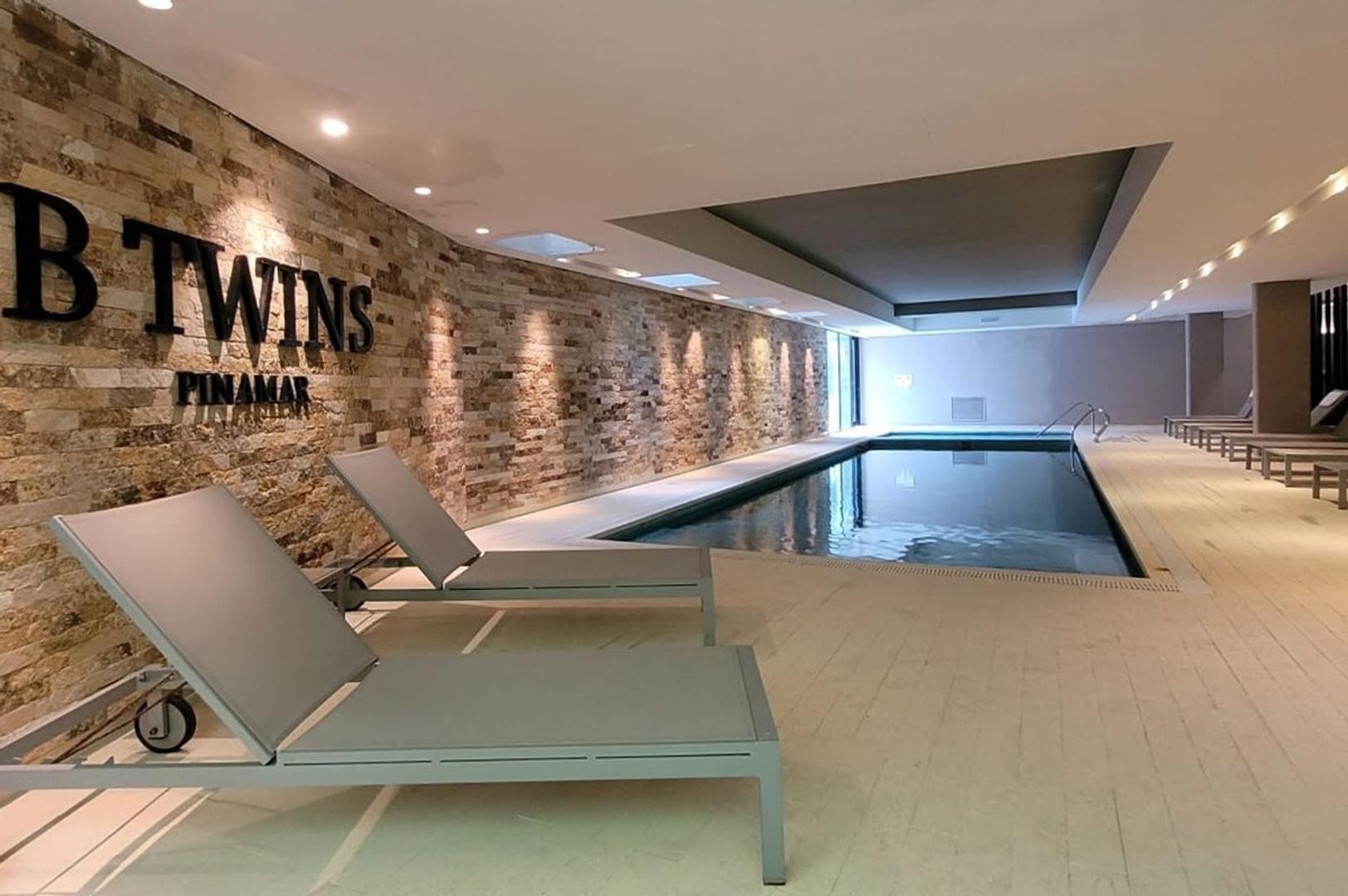 Departamento en Venta con 3 cocheras