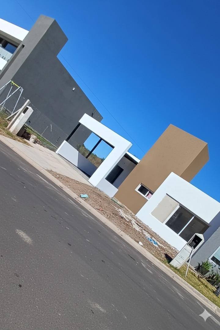 Publica Mzn 36 Lote 54