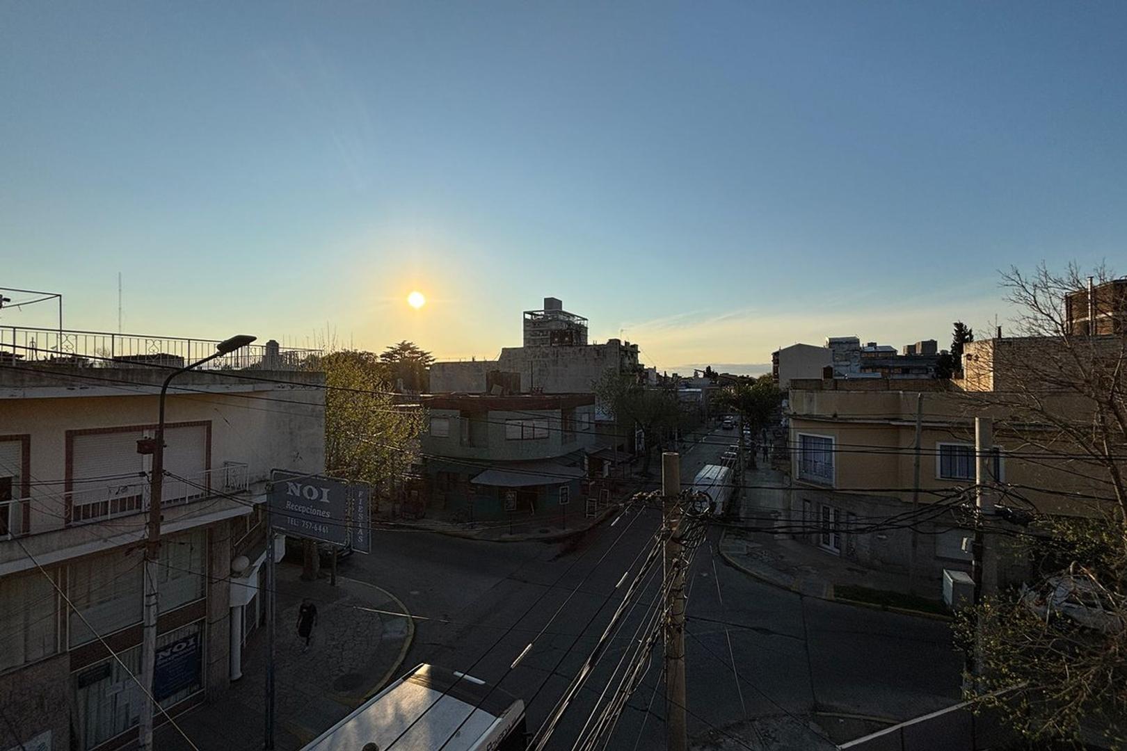 Casa en Venta con 8 cocheras