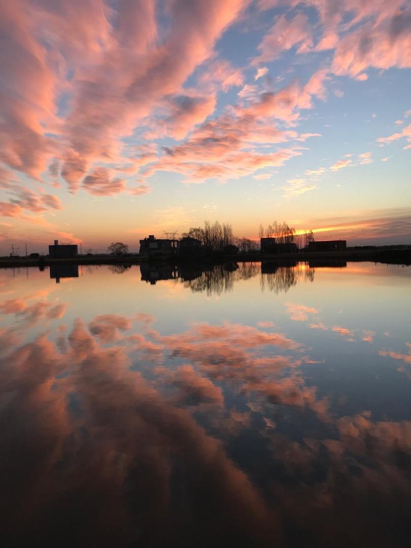 Lote con fondo a la laguna en Santa Rita