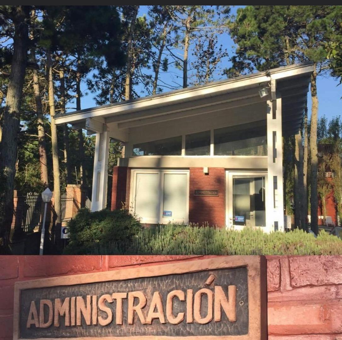 Departamento 5 ambientes con 4 baños