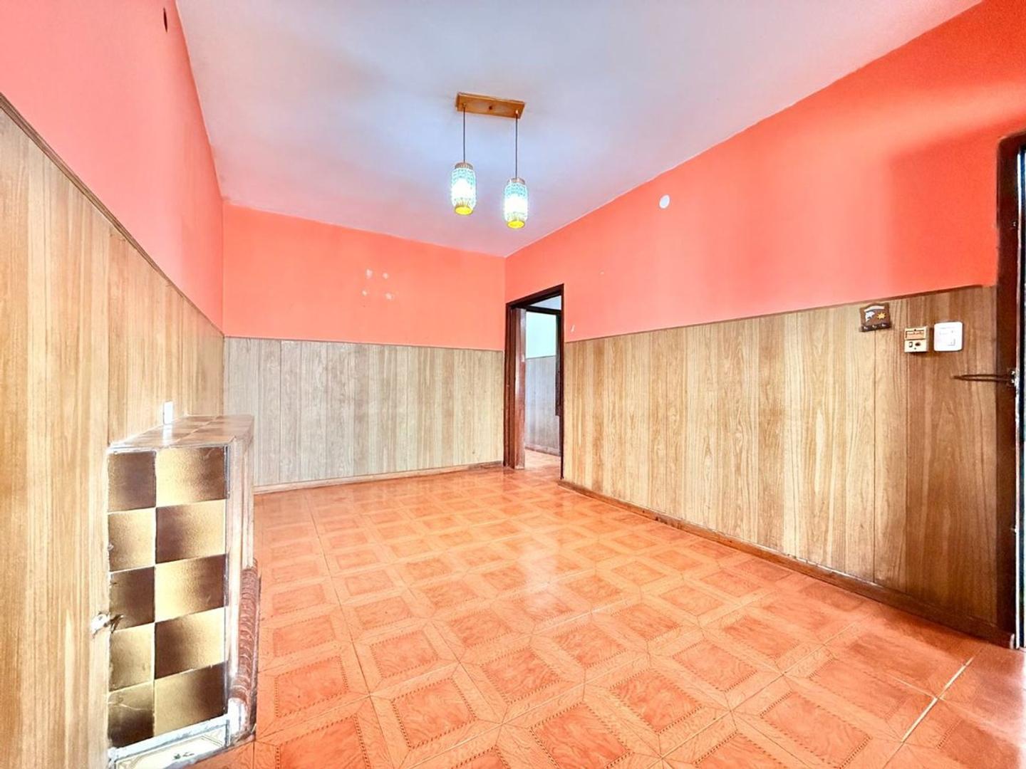 Casa en Venta en Temperley, USD 72.000