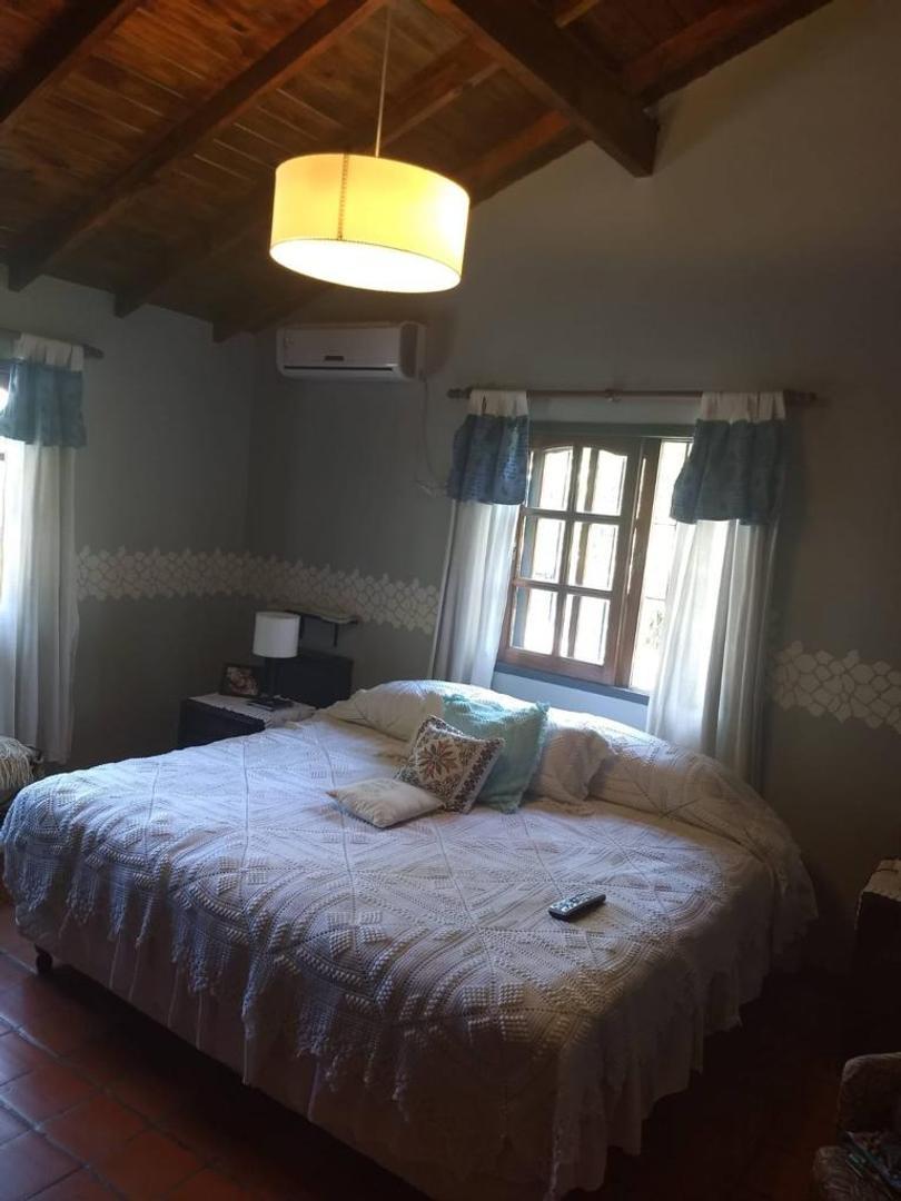 Elpidio Gonzalez 2453