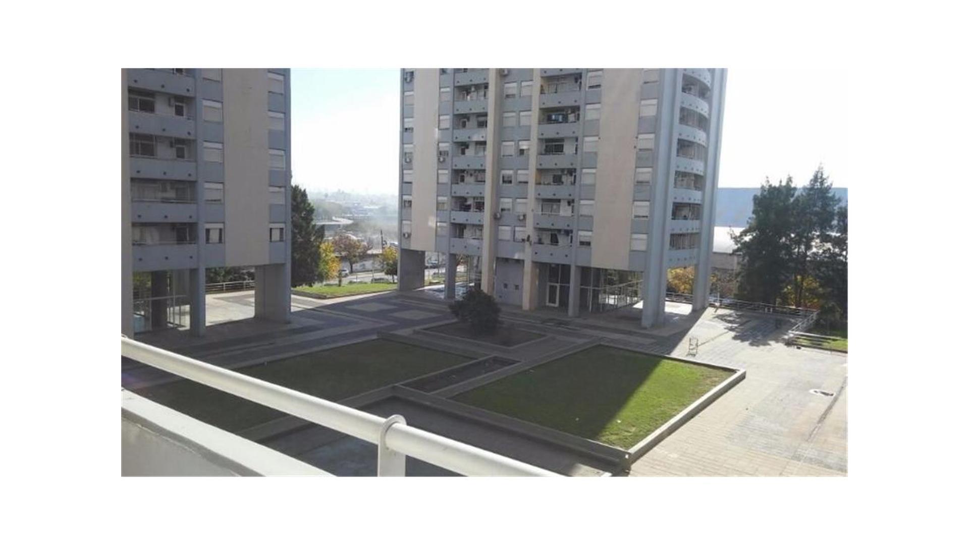 TORRES PUEYRREDON TVI- 2 AMBIENTES  MUY LUMINOSO  44 M2