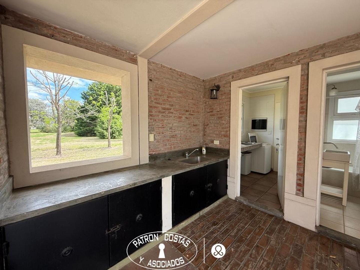 Casa en venta en La Colina Villa de Campo 4 Dormitorios