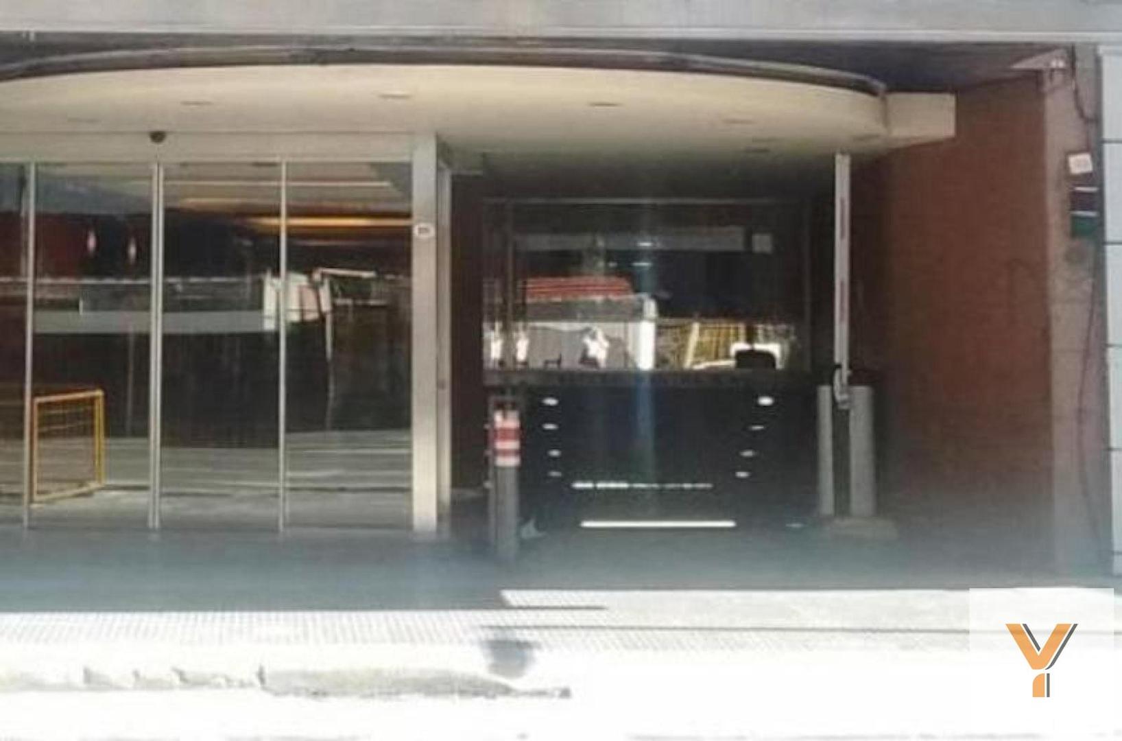 Cochera en venta - 10Mts2 - Microcentro
