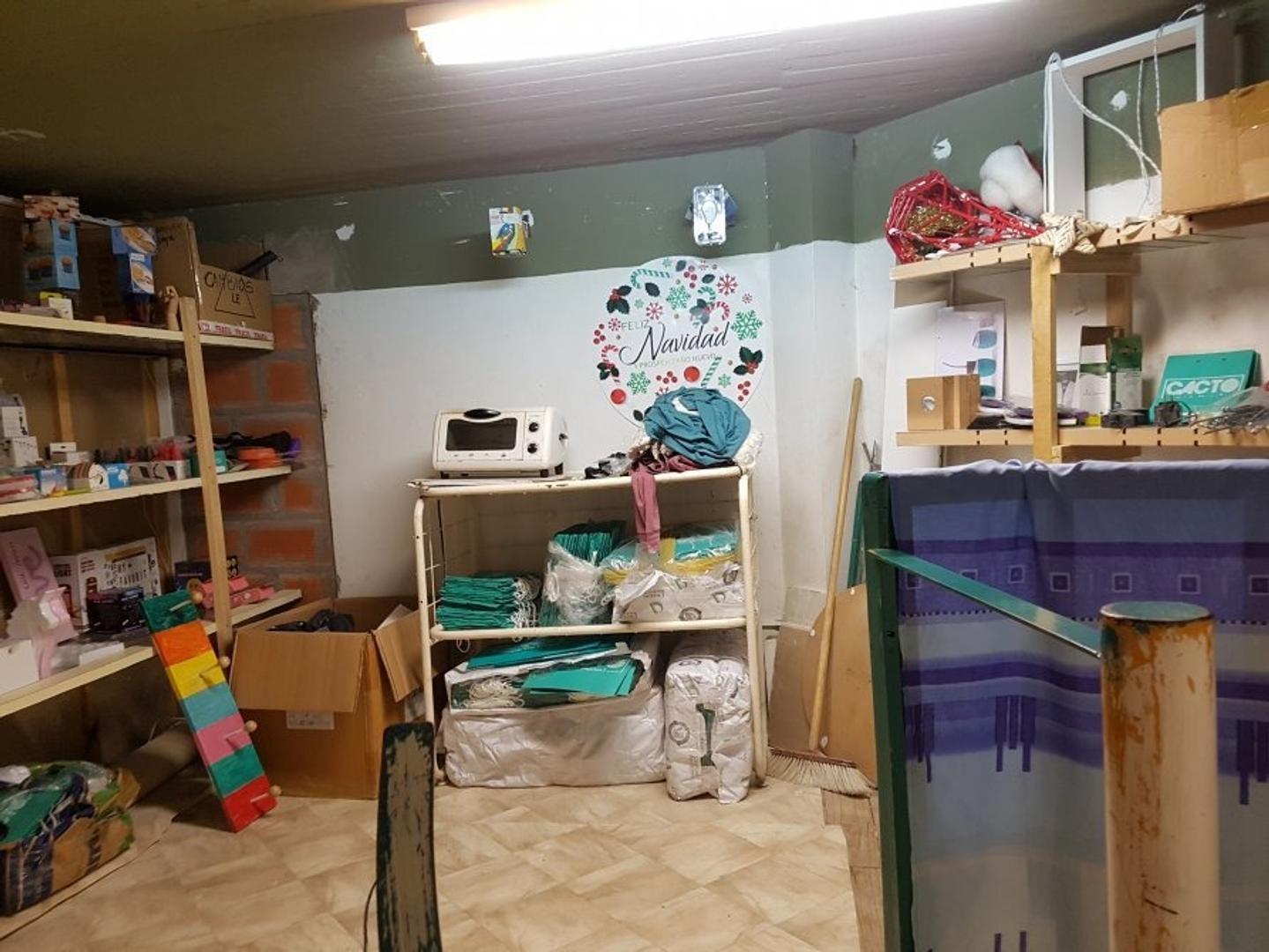 Local en Venta 35 años