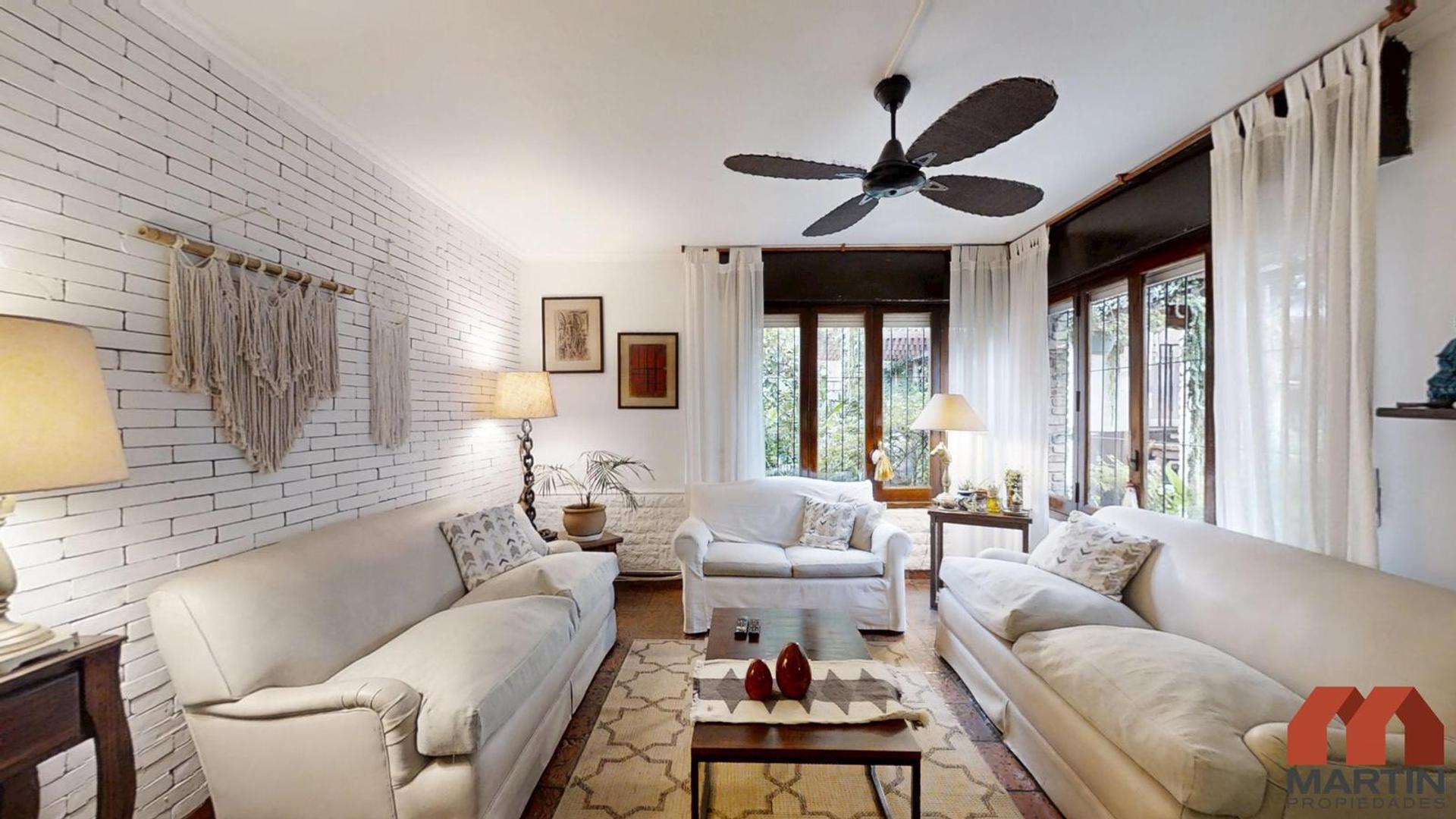 Casa en venta San Isidro, 5 amb   estudio independiente