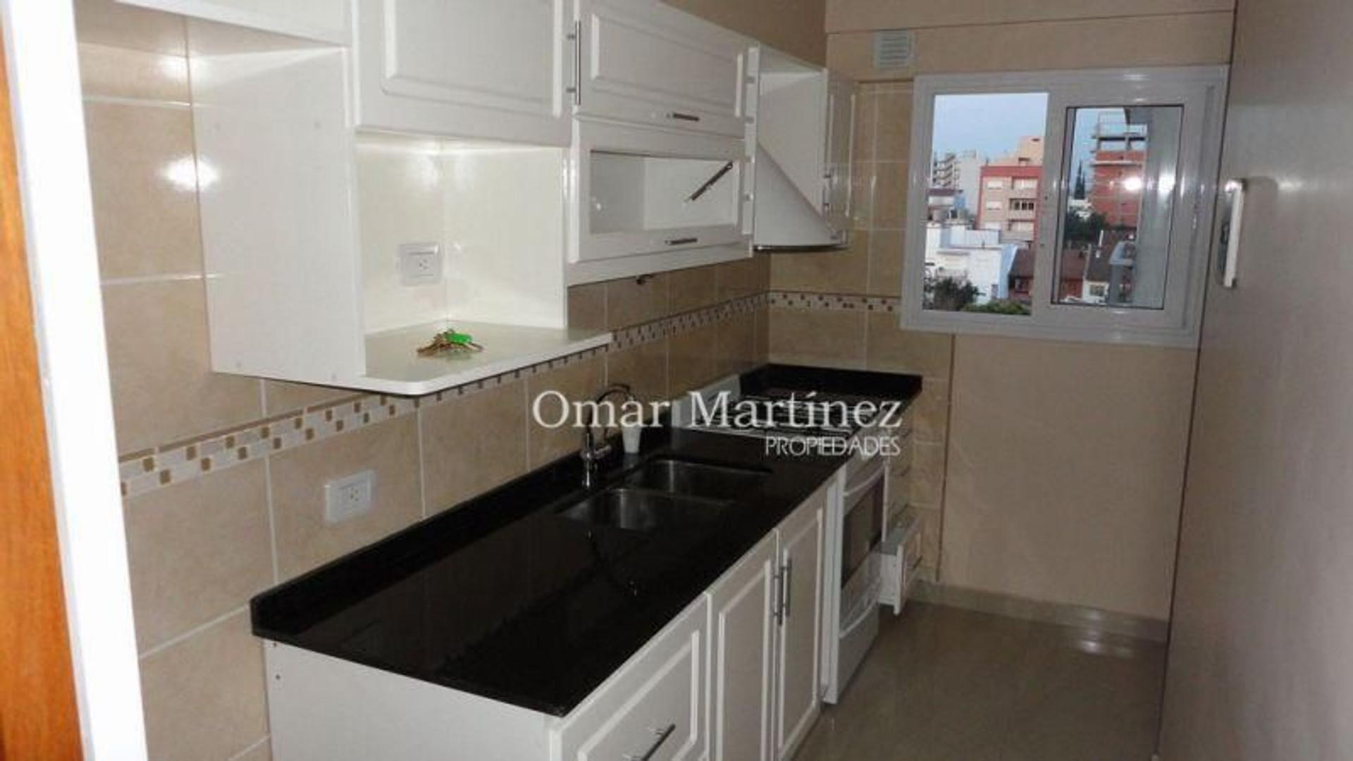 Depto 2 amb. en Caseros lado Norte