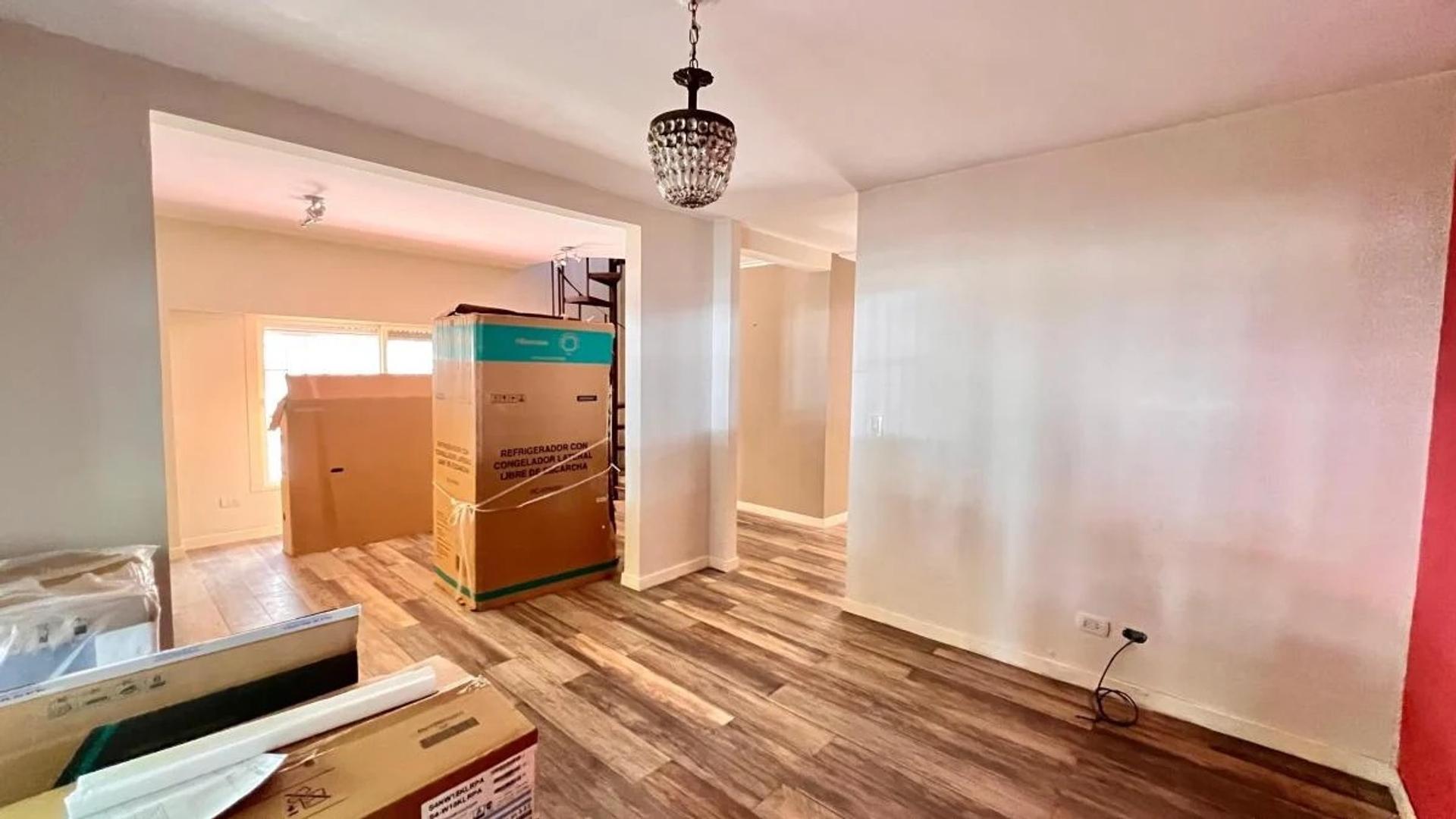 Casa 4 ambientes con 2 baños