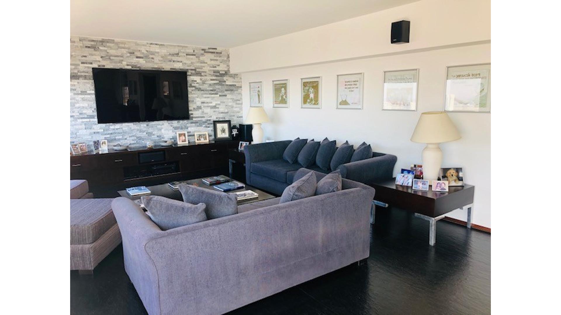 Departamento en Venta de 4 ambientes