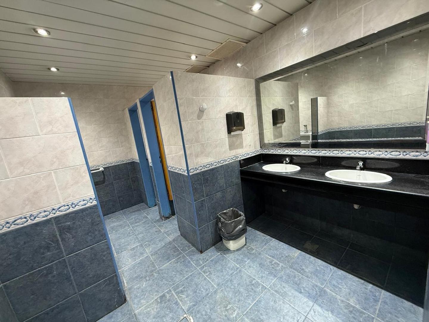 Fondo Comercio en Venta con 5 cocheras