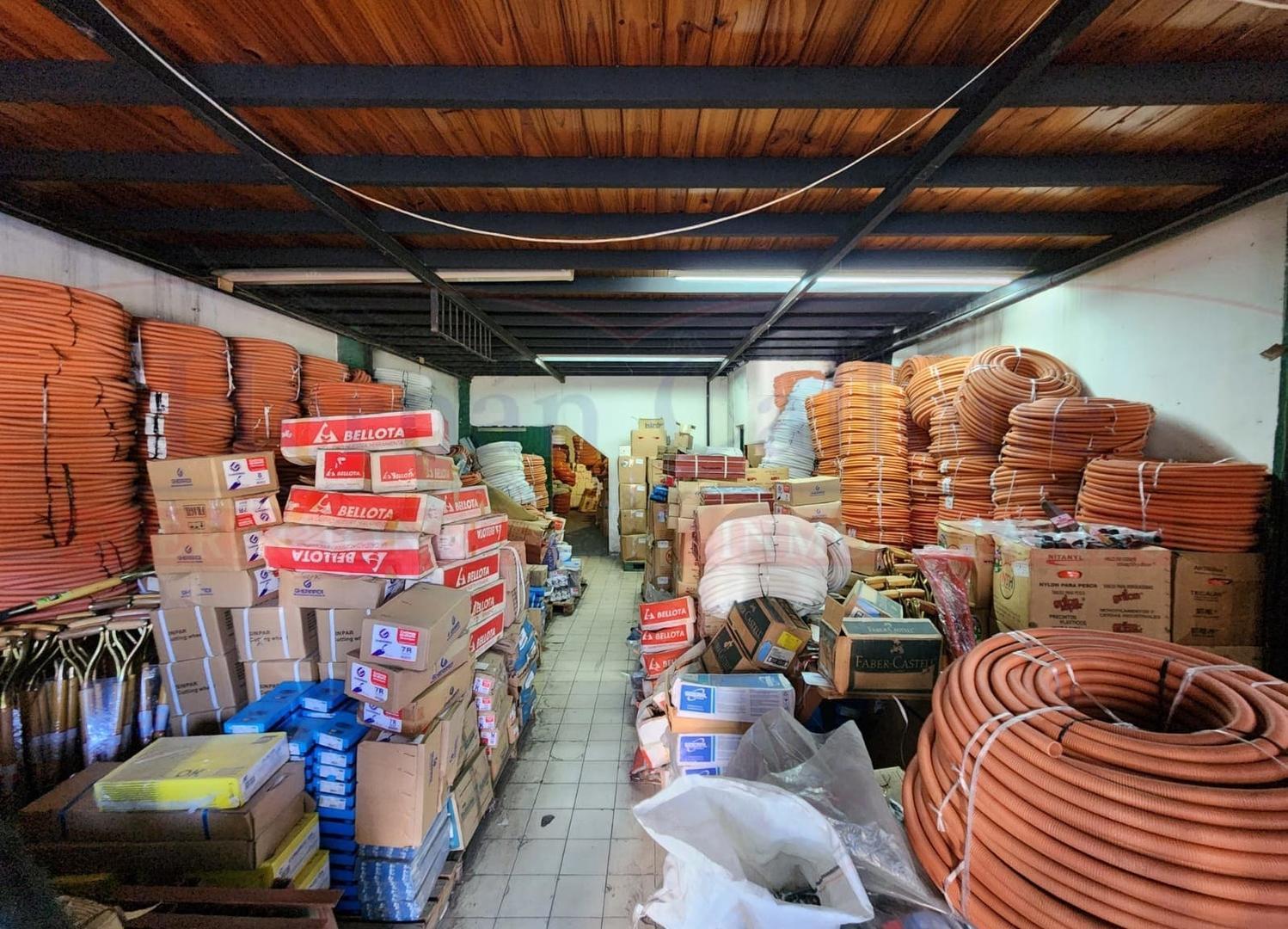 Local en Venta en Haedo, USD 330.000