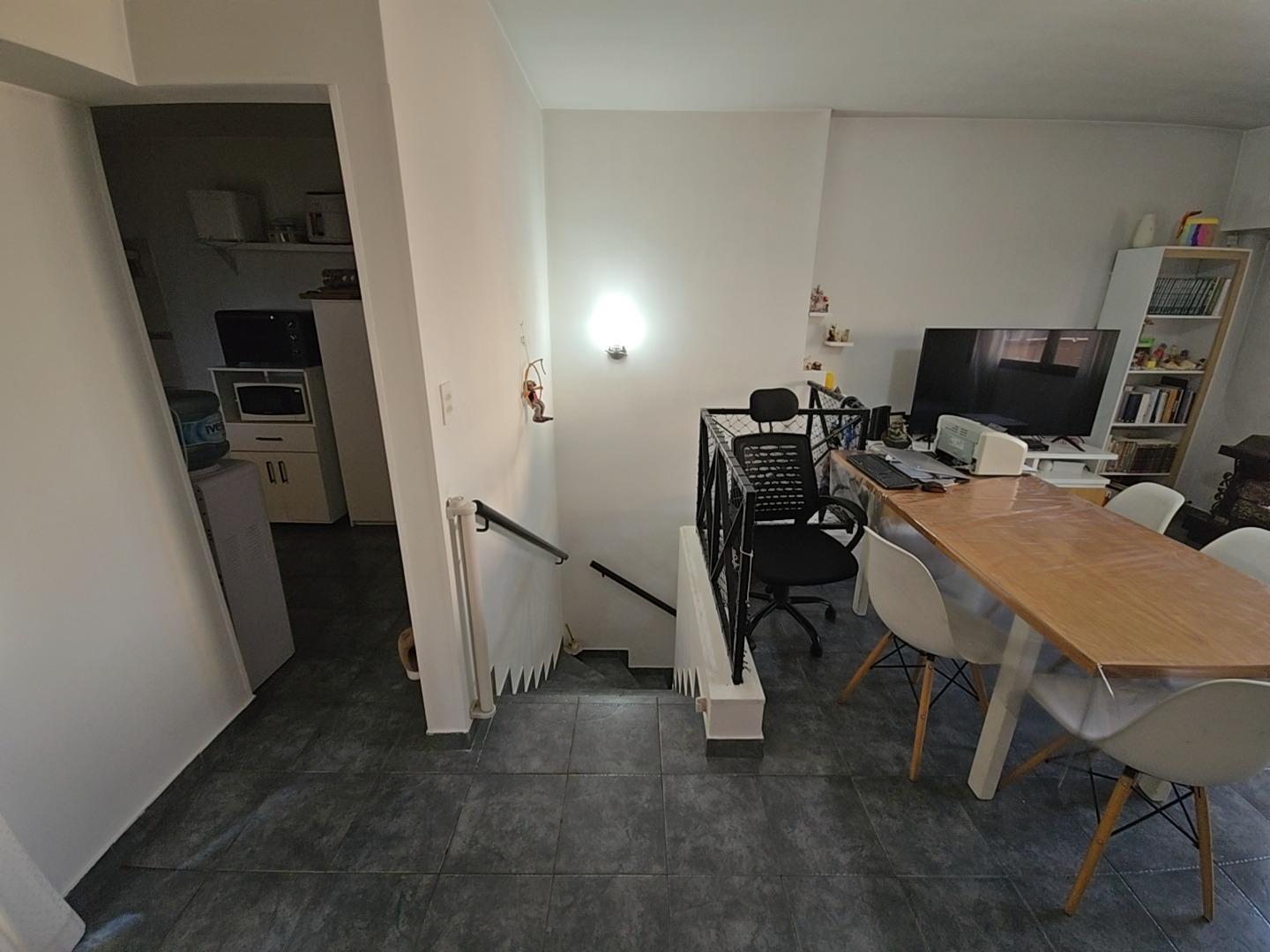 Depto Tipo Casa en Venta 20 años