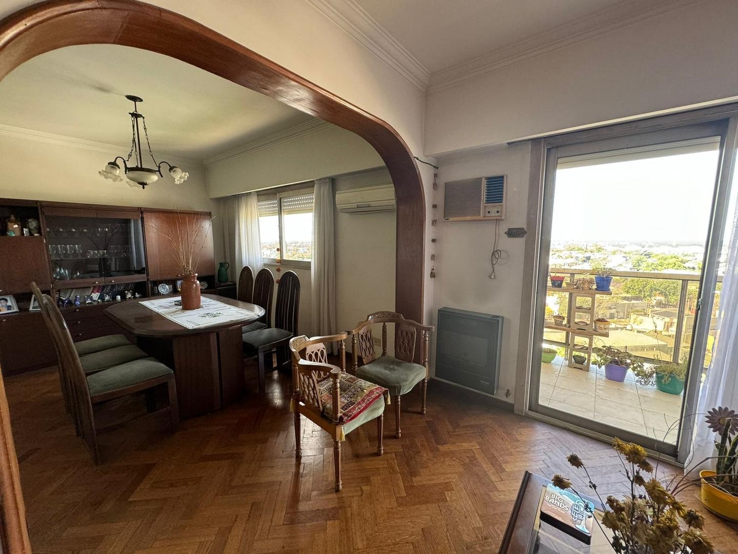 Departamento 4 ambientes con 3 baños