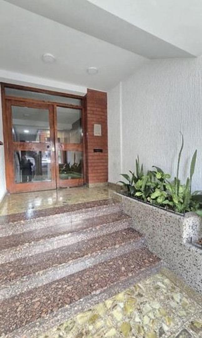 Departament monoambiente en Venta C/cochera - Haedo centro