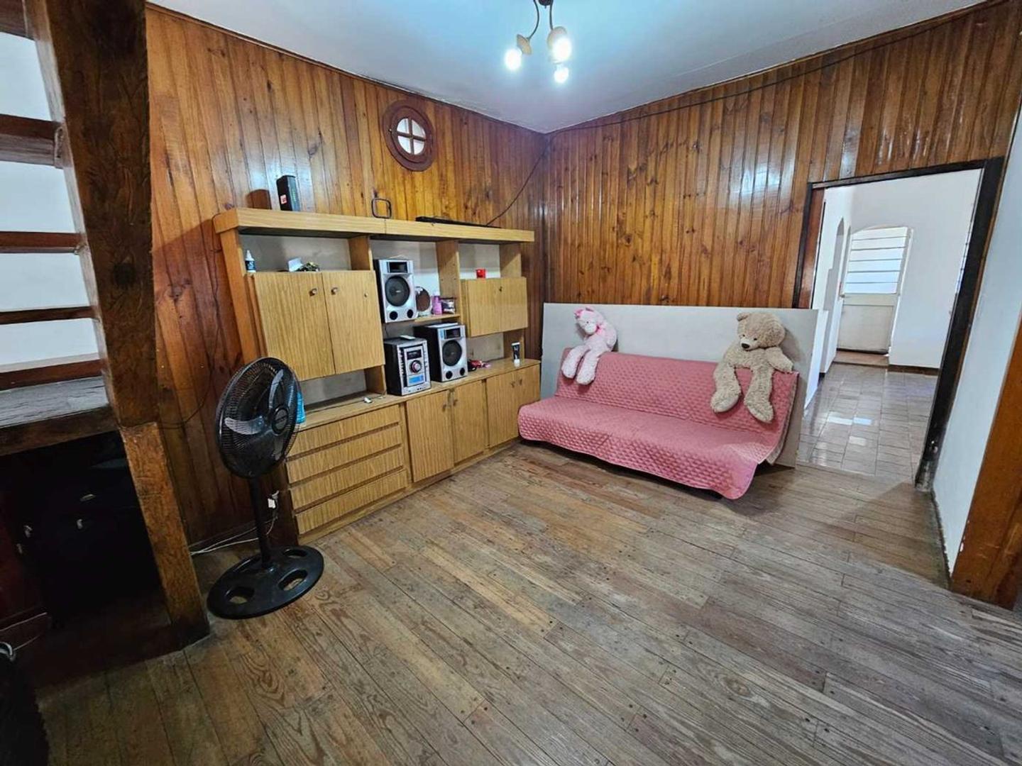 Casa 6 ambientes con 3 baños