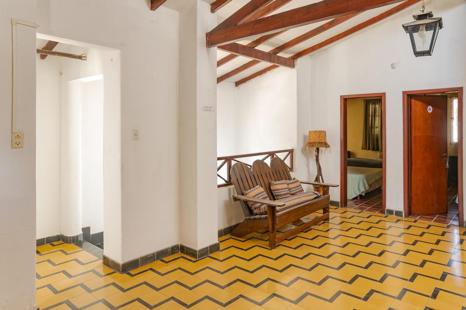 Hotel en Venta 50 años